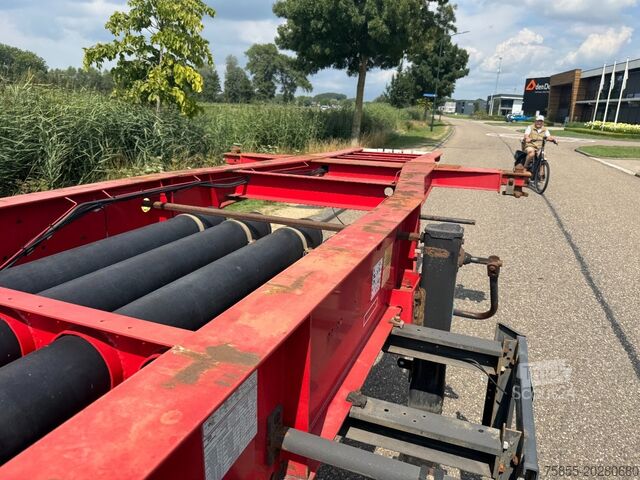 Transport af containere Schmitz Cargobull SCF24 20 FT Chassis / Tank / ADR / BPW Axles / ...