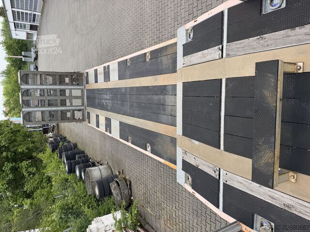 Semirremolque de plataforma baja Humbaur HTS30  3 Achs Satteltieflader, neuwertig