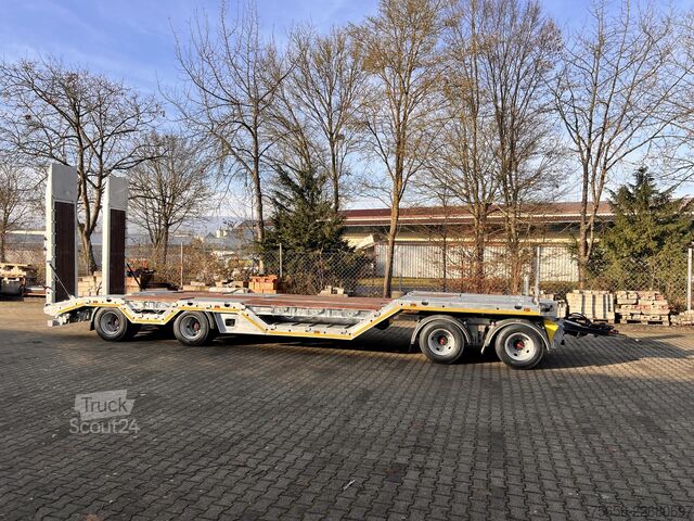 Dieplader oplegger Möslein T 4 VB H1 R  neuer 4 Achs Tieflader + Radmulden