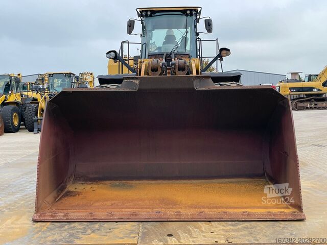 Колесен товарач Caterpillar 980M