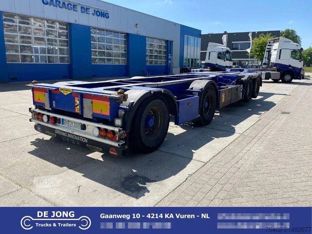Transport av containrar Broshuis 2Connect 2AKCC / 4 Axles / 3x Steering Axle / 2...