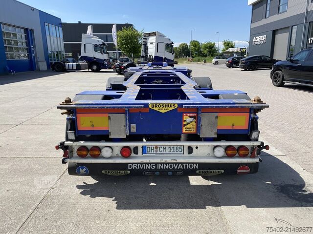 Transport av containrar Broshuis 2Connect 2AKCC / 4 Axles / 3x Steering Axle / 2...