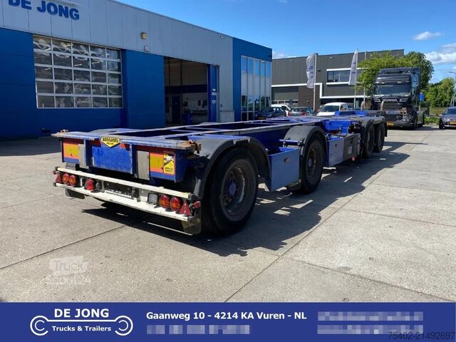Transport av containrar Broshuis 2Connect 2AKCC / 4 Axles / 3x Steering Axle / 2...