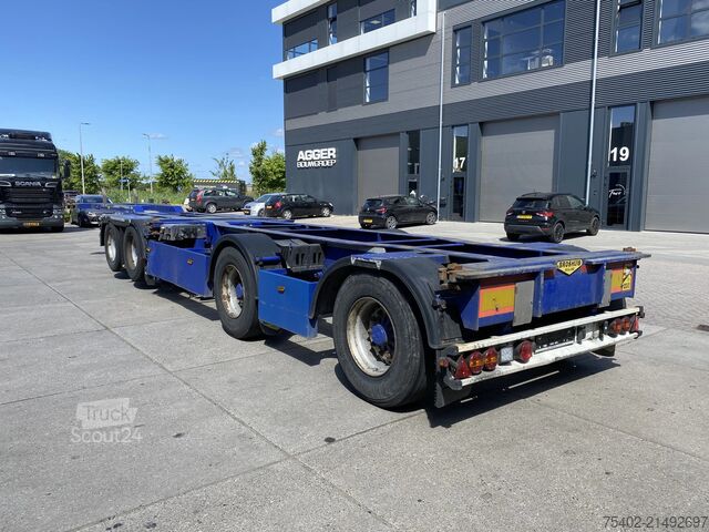 Transport av containrar Broshuis 2Connect 2AKCC / 4 Axles / 3x Steering Axle / 2...