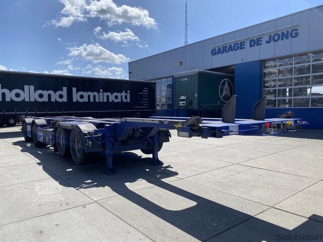 Transport av containrar Broshuis 2Connect 2AKCC / 4 Axles / 3x Steering Axle / 2...