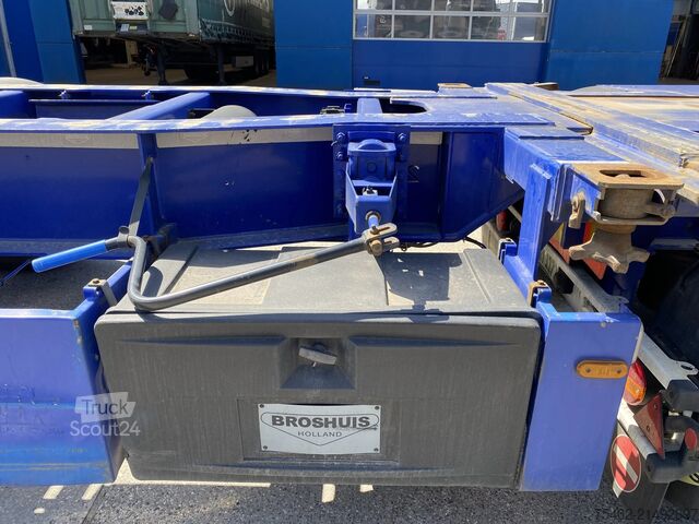 Transport av containrar Broshuis 2Connect 2AKCC / 4 Axles / 3x Steering Axle / 2...