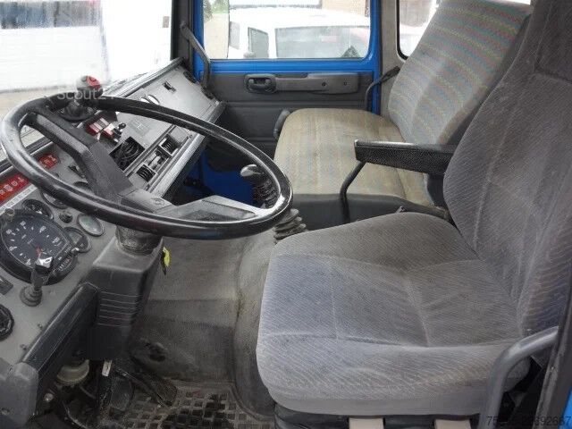 Nakládací plošina Renault Midlum 180 4X4 OPENBAK MET PTO HYDROLIEK