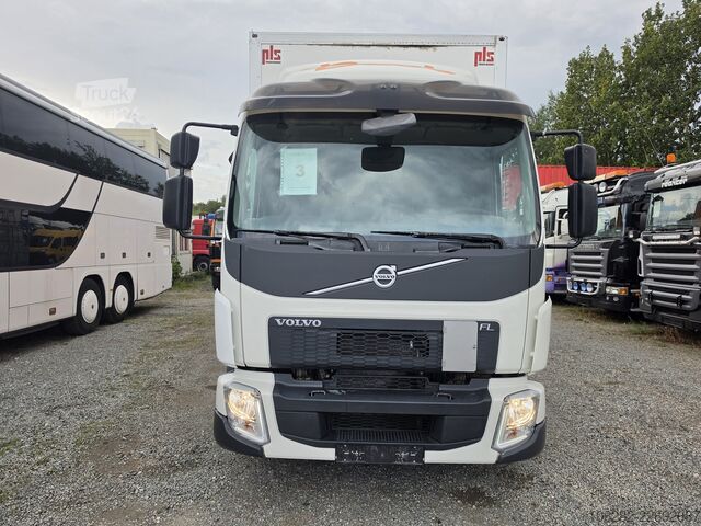 Kassevogn Volvo FL 250 Koffer mit Portaltüren