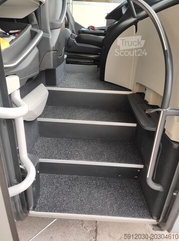Dálkový autobus Setra 515 HD TOP