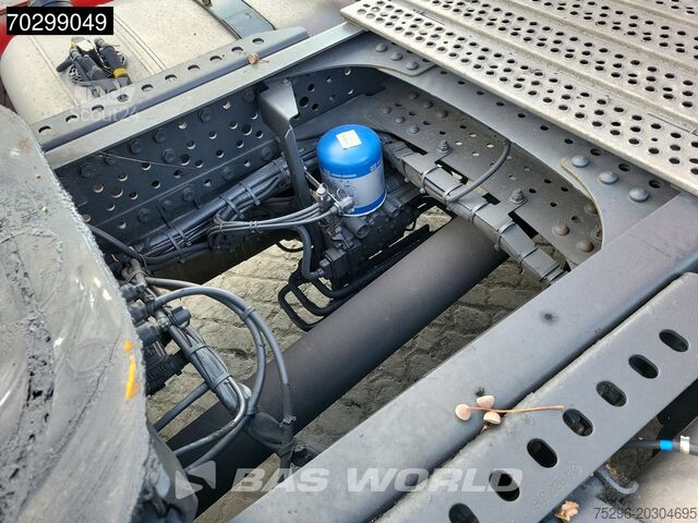 Стандарт-СЗМ Mercedes Actros 1848 4X2 NL-Truck StreamSpace 2x Tanks