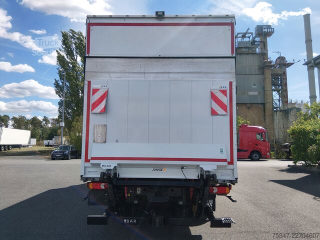 бортовой грузовик с тентом Iveco EuroCargo ML 180 E 32/P  Gardine LBW