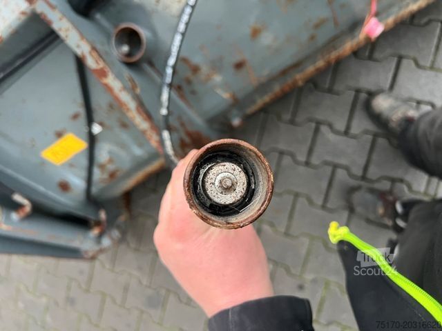 Drugi  Klappschaufel / Zettelmeyer / Volvo CAT JCB