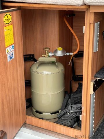 Τροχόσπιτο αυτοκινούμενο PÖSSL 2 WIN Vario | Markise, RFK, AHK,  Alufelgen