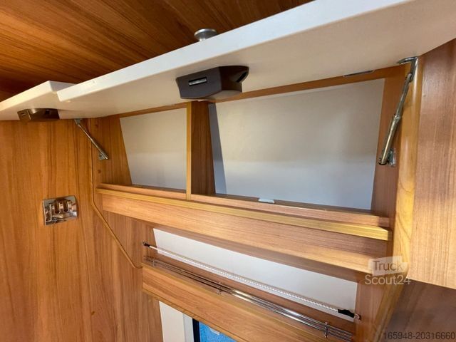 Τροχόσπιτο αυτοκινούμενο PÖSSL 2 WIN Vario | Markise, RFK, AHK,  Alufelgen