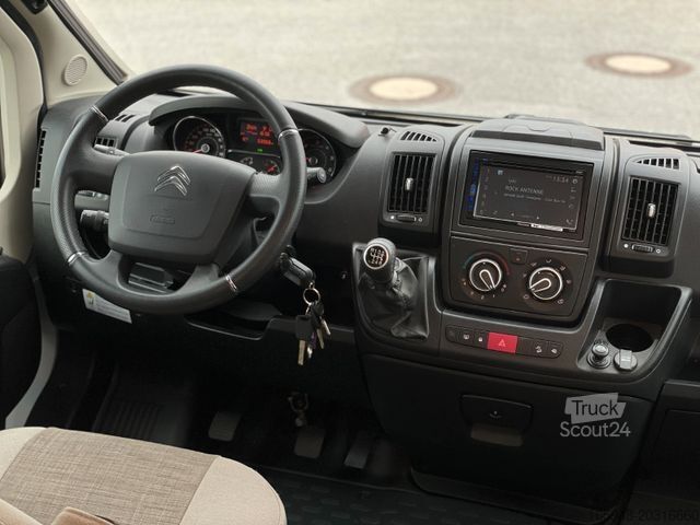 Τροχόσπιτο αυτοκινούμενο PÖSSL 2 WIN Vario | Markise, RFK, AHK,  Alufelgen