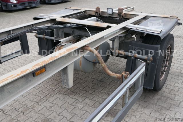 Değiştirilebilir şasili römork SCHMITZ CARGOBULL AWF 18 Wechselfahrgestell BDF