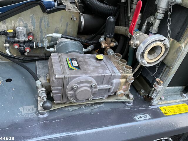 Road sweeper Ravo 540 Euro 6 with 3-rd brush