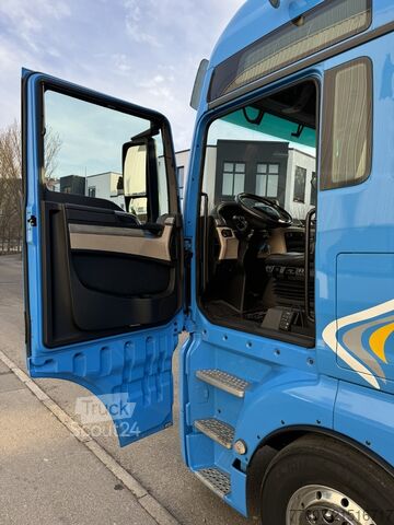 Tractora standard MAN TGX 18.540 D38 LL XXL Retarder Leder