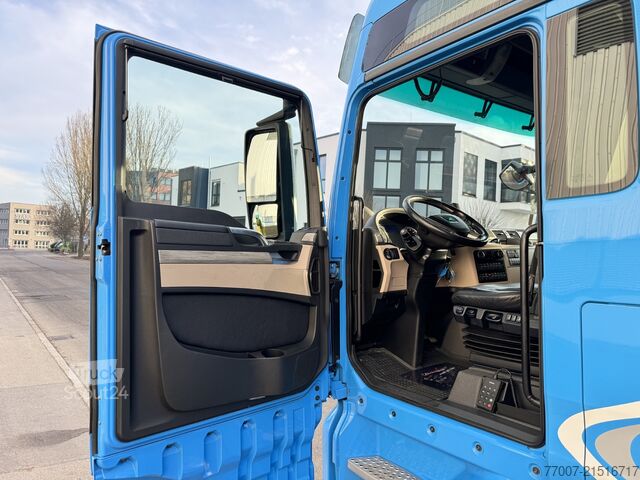 Tractora standard MAN TGX 18.540 D38 LL XXL Retarder Leder