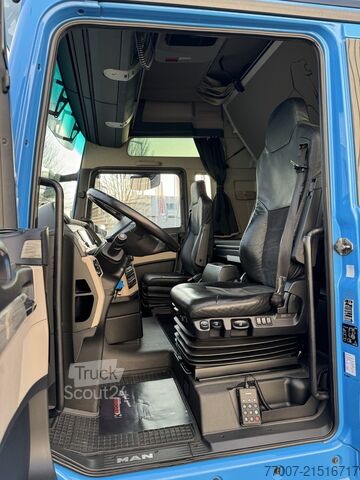 Tractora standard MAN TGX 18.540 D38 LL XXL Retarder Leder