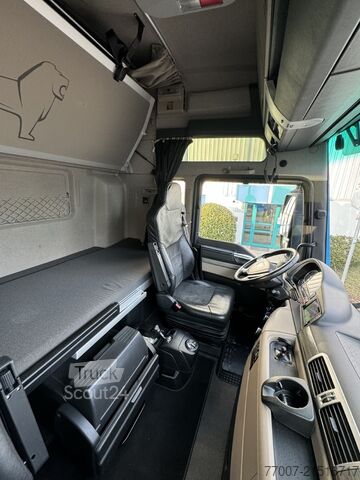 Tractora standard MAN TGX 18.540 D38 LL XXL Retarder Leder