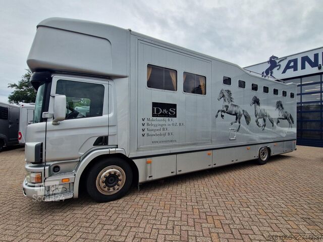 Transport de chevaux Scania P94 Roelofsen 5paards paardenvrachtwagen met li...