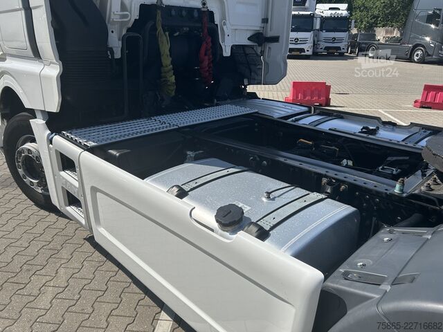 Standard-SZM Man TGX 18.470 GX / 264 dkm / Retarder / 2 Tanks / ...