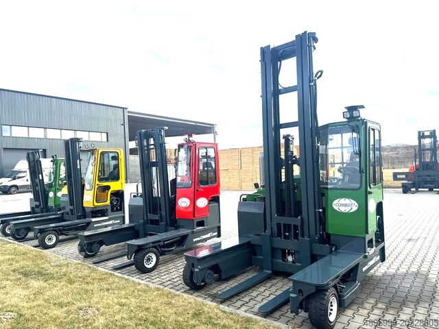 Empilhador de 4 vias Combilift C4000 /2015 /Triplex 8400 mm/Only 7299 h
