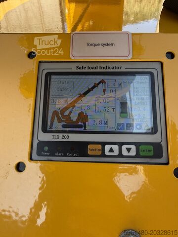 Grúa sobre orugas Yanmar JNSPT-3T