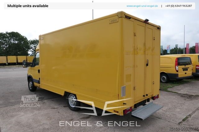 Transporter mit Koffer iveco Daily 35 S11 C30C AUTOMATIK KAMERA MAXI Regale DURCHGANG