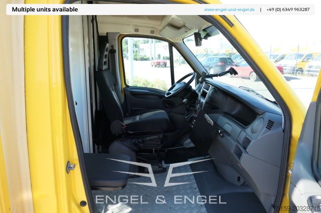 Transporter mit Koffer iveco Daily 35 S11 C30C AUTOMATIK KAMERA Regale LUFT