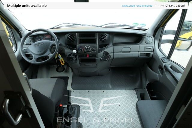 Skåpbil iveco Daily 35 S11 C30C AUTOMATIK KAMERA Regale LUFT DURCHGANG EURO-5 CoC