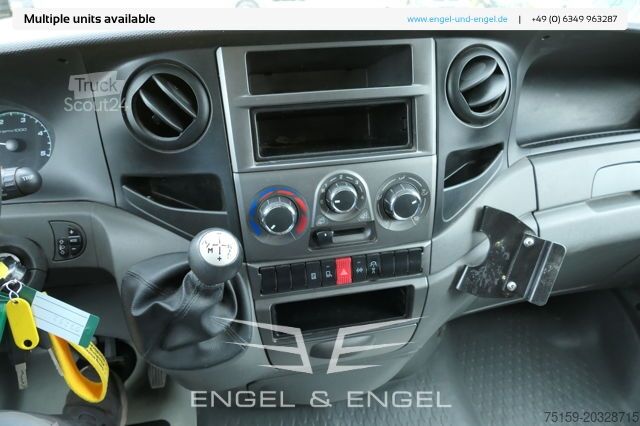 Skåpbil iveco Daily 35 S11 C30C AUTOMATIK KAMERA Regale LUFT DURCHGANG EURO-5 CoC