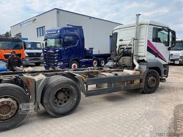 Podvozok s kabínou MAN TGS 26.320 6x2-2BL