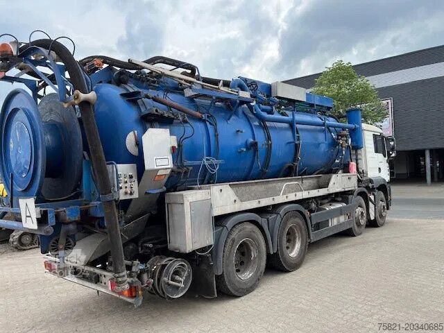 Zuigvoertuig MAN TGA 35.410 (LOW KM)
