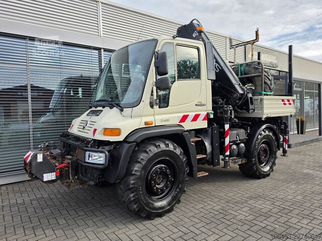 Truck mounted crane MERCEDES-BENZ U 400 Kran Hiab 166-5/Funk/Seilwinde/LOF Zul.