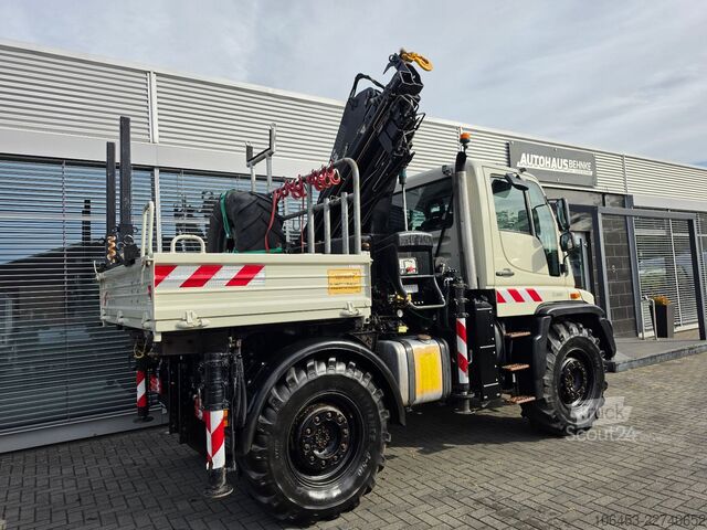 Autokran MERCEDES-BENZ U 400 Kran Hiab 166-5 Funk Seilwinde LOF Zul.