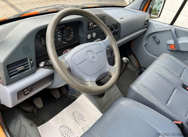 فان بستارة جانبية MERCEDES-BENZ Sprinter 208 D Pritsche + Plane HU neu