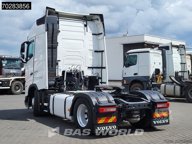 Standard-SZM Volvo FH 500 4X2 2xTanks I-ParkCool Navi ACC Euro 6