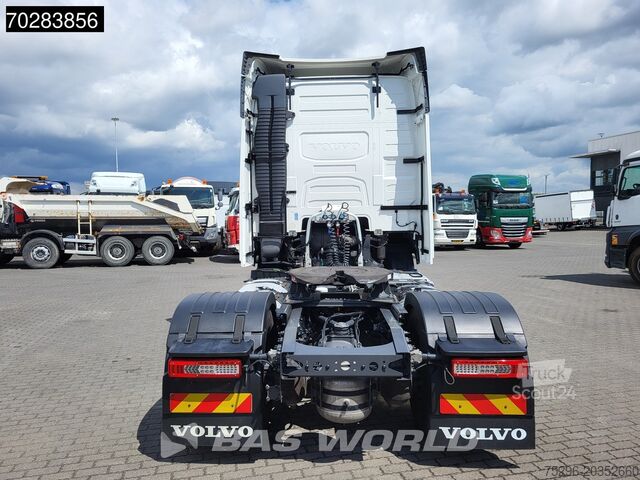 Standard-SZM Volvo FH 500 4X2 2xTanks I-ParkCool Navi ACC Euro 6
