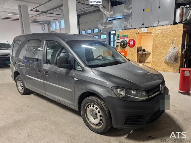 Break à toit surélevé Volkswagen Caddy 4x4 with 2 sets of tires and interior fittin