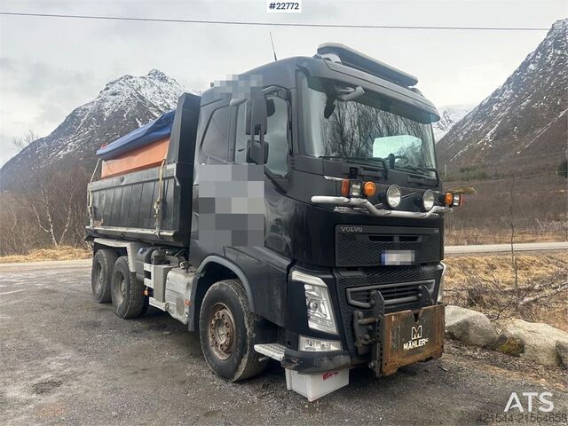 Benne Volvo FH540 plow rigged 6x4 tipper truck w/ planer blade