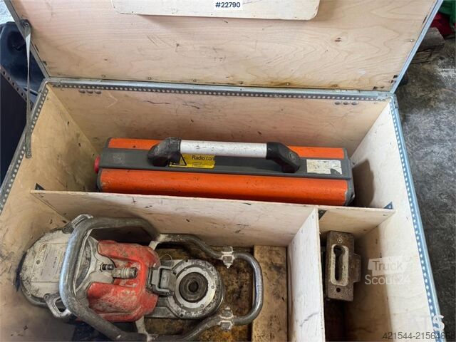 Machine de construction Husqvarna WS 482 HF Wall Saw with Remote Control