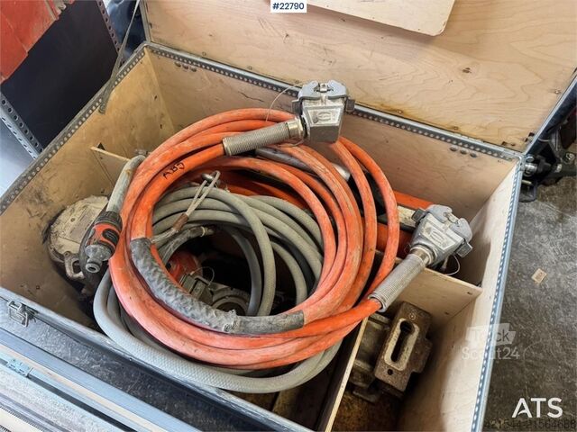 Machine de construction Husqvarna WS 482 HF Wall Saw with Remote Control