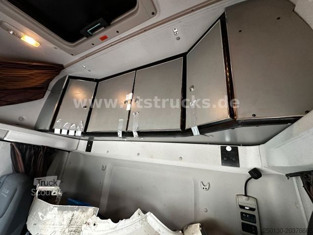 Standardowy ciągnik siodłowy DAF CF 450 FT 4x2 *Unfallschaden*