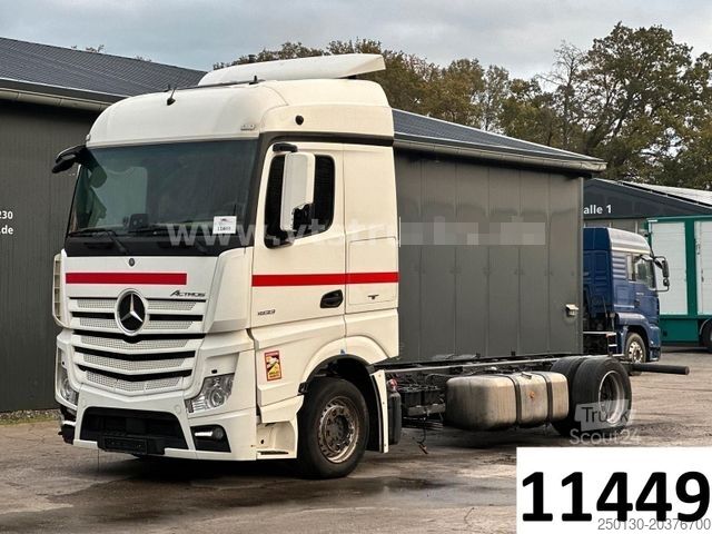 Vrachtwagenchassis MERCEDES-BENZ Actros 1833 LNR 4x2 Volumen-Fahrgestell