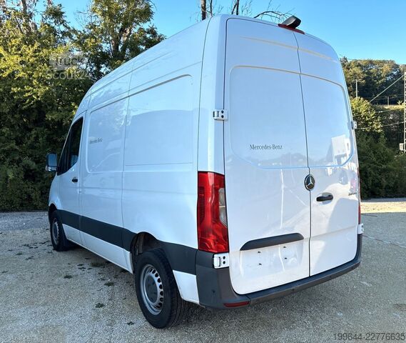 Fourgon tôlé MERCEDES-BENZ Sprinter III Kasten FWD 211/214 CDI,Standhzg,Kam