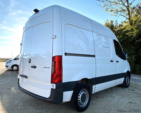 Fourgon tôlé MERCEDES-BENZ Sprinter III Kasten FWD 211/214 CDI,Standhzg,Kam