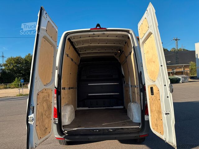 Fourgon tôlé MERCEDES-BENZ Sprinter III Kasten FWD 211/214 CDI,Standhzg,Kam