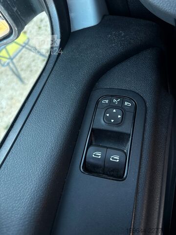 Fourgon tôlé MERCEDES-BENZ Sprinter III Kasten FWD 211/214 CDI,Standhzg,Kam